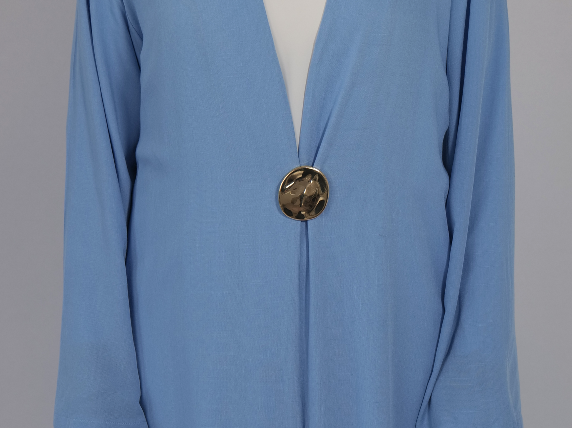 Broche dorée
